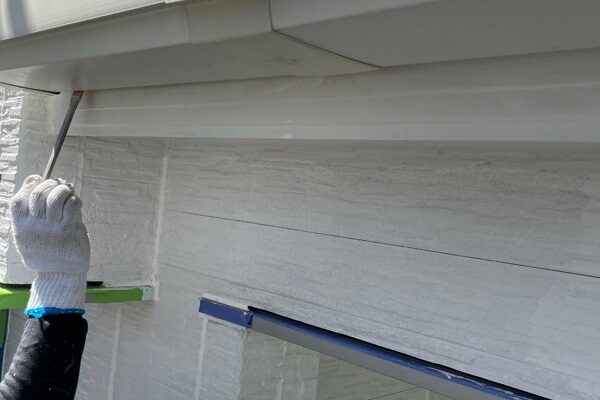 徳島県小松島市　S様邸　外壁塗装　鼻隠しとは　付帯部塗装の重要性