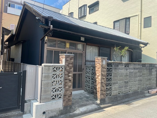 徳島県徳島市　T様邸　屋根葺き替え・外壁カバー　完工 (9)