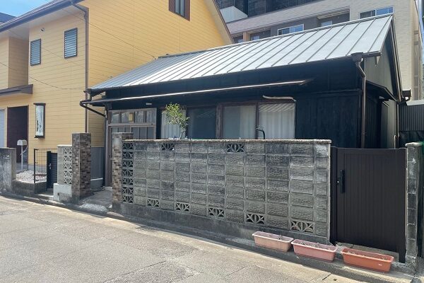 徳島県徳島市　T様邸　屋根葺き替え・外壁カバー　完工 (8)